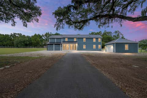 Photo of 904 NW 111th Lane, Oxford, FL 34484 (MLS # G5113290)