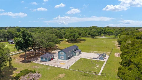 Tiny photo for 904 NW 111th Lane, Oxford, FL 34484 (MLS # G5113290)