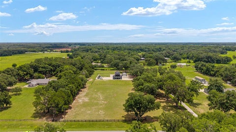 Tiny photo for 904 NW 111th Lane, Oxford, FL 34484 (MLS # G5113290)