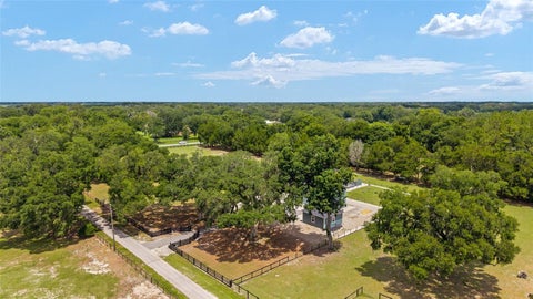 Tiny photo for 904 NW 111th Lane, Oxford, FL 34484 (MLS # G5113290)