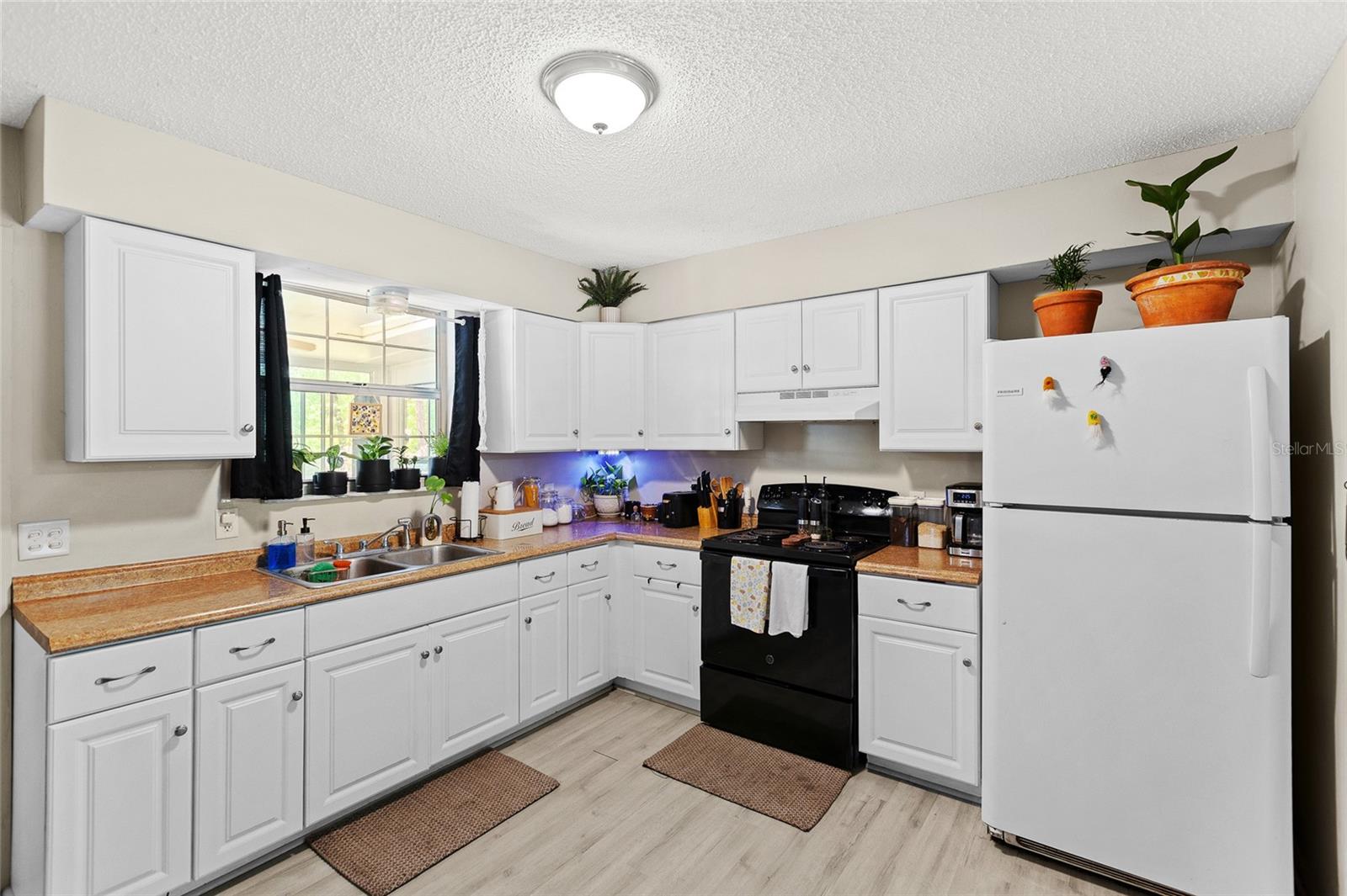 INVERNESS HIGHLANDS WEST ADD 01 - Residential