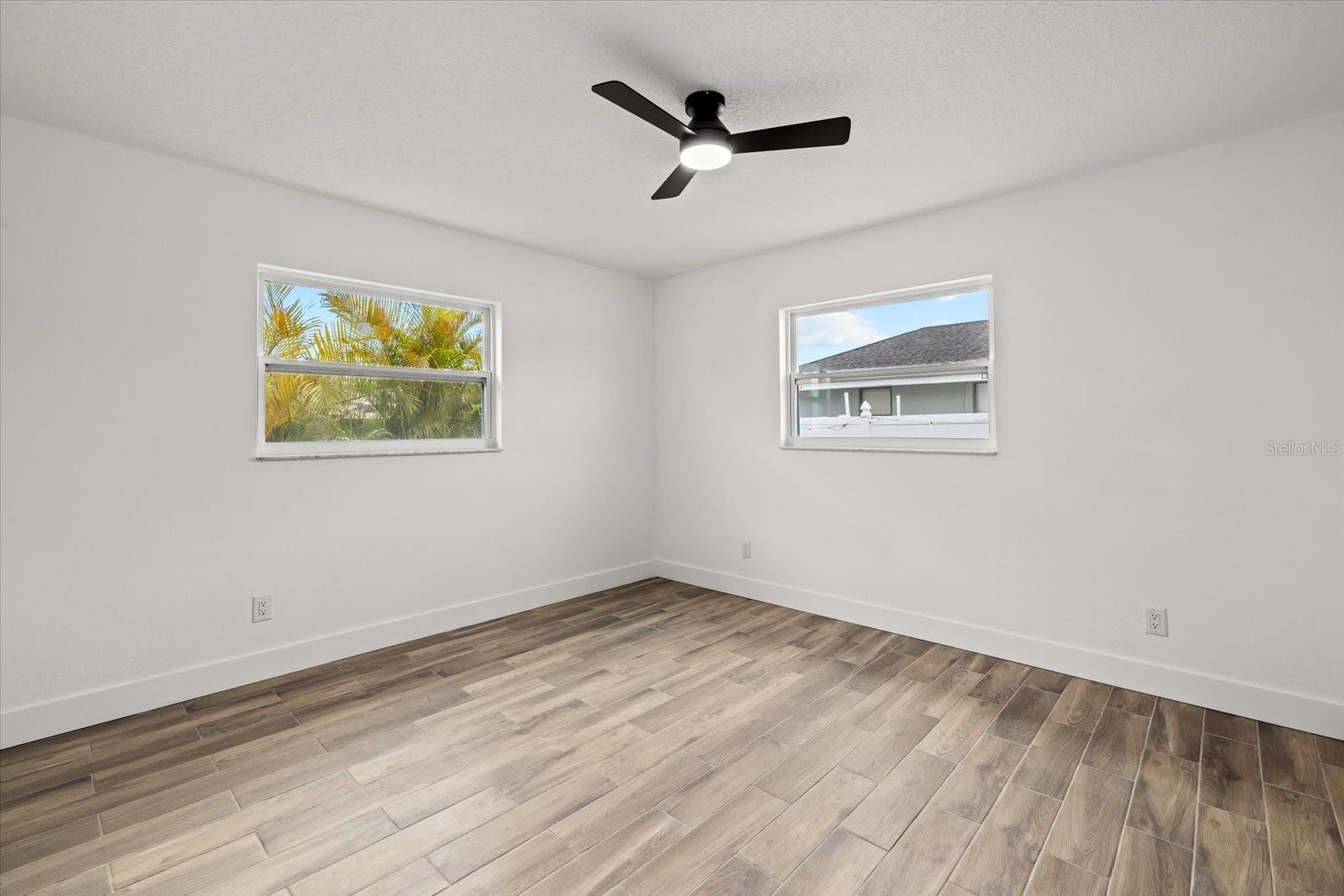 RIVERSIDE PARK REP OF A POR - Residential