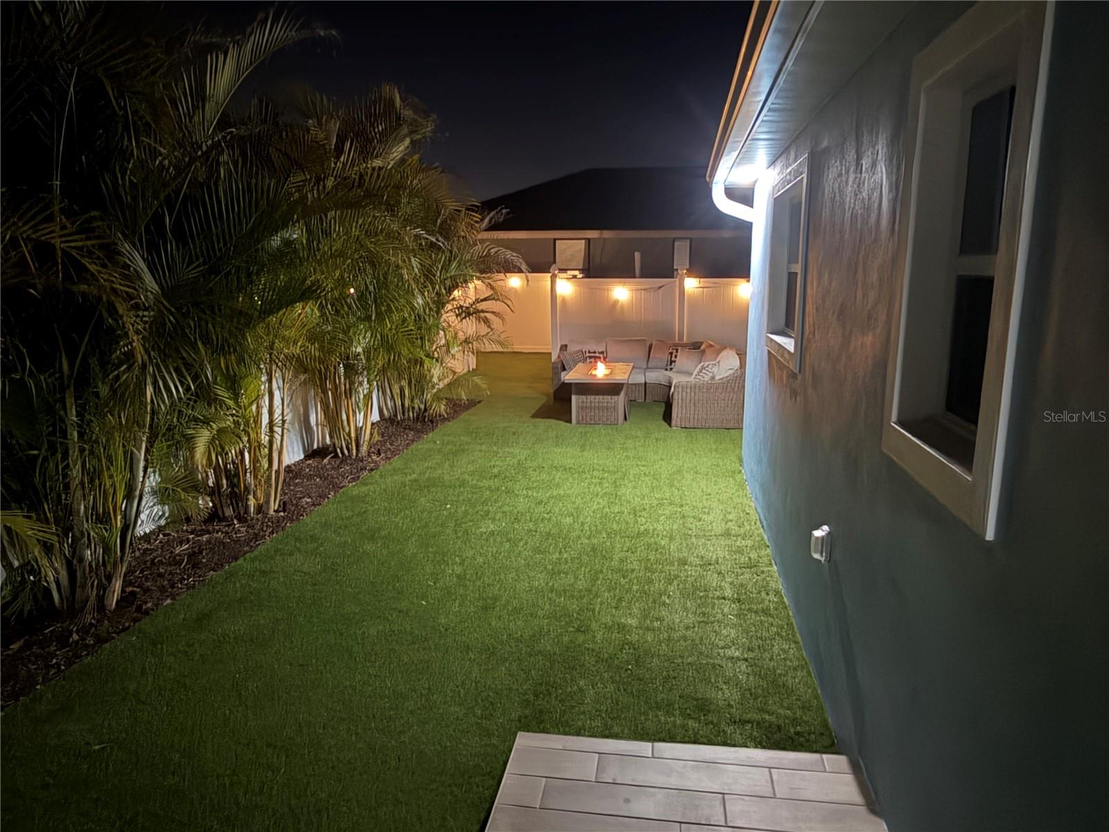 RIVERSIDE PARK REP OF A POR - Residential