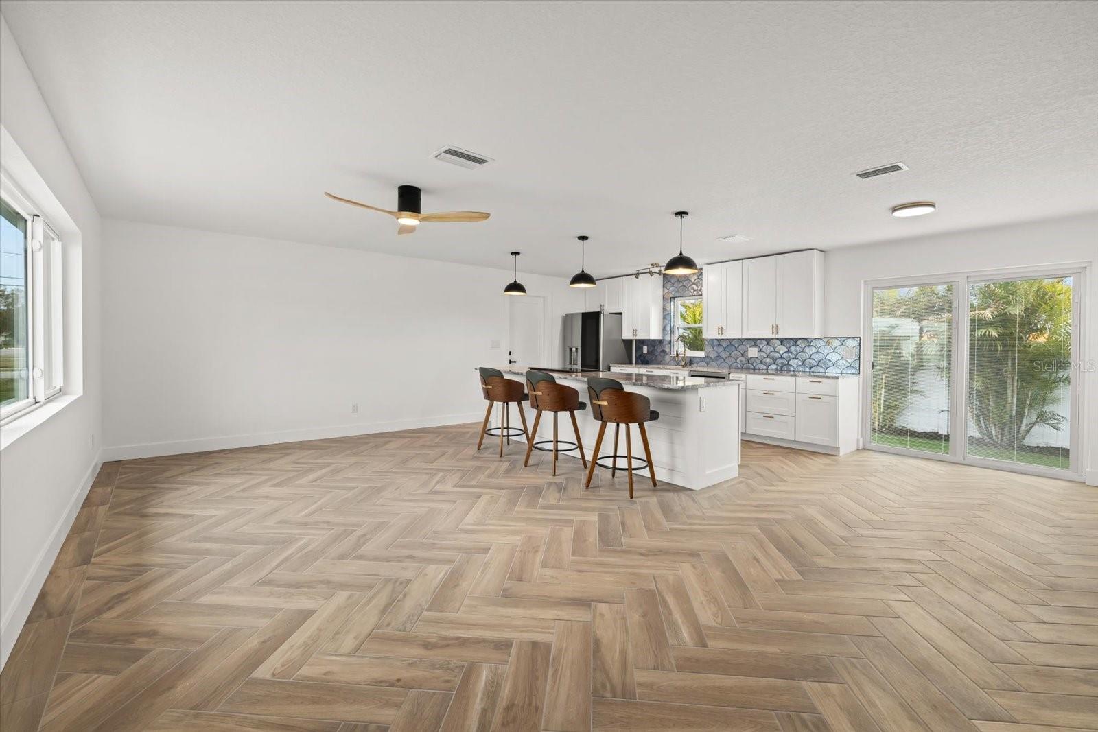 RIVERSIDE PARK REP OF A POR - Residential