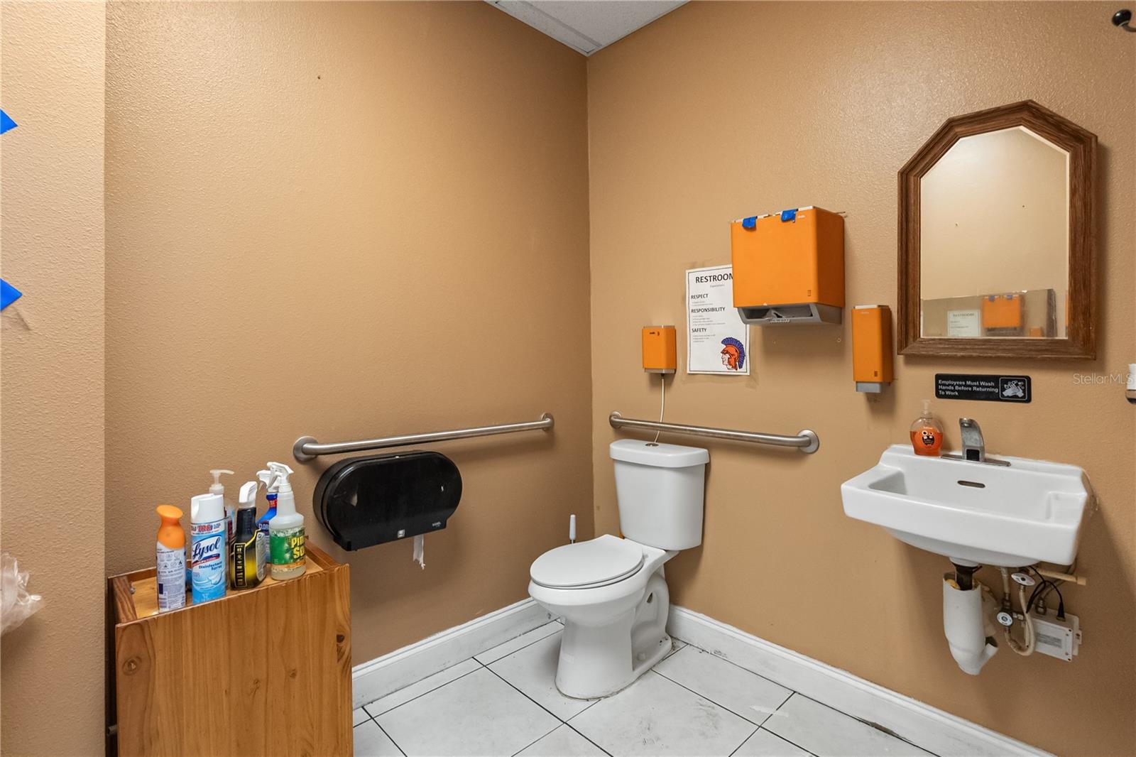 LAKE HIGHLANDS 26-22-26 - Business Opportunity