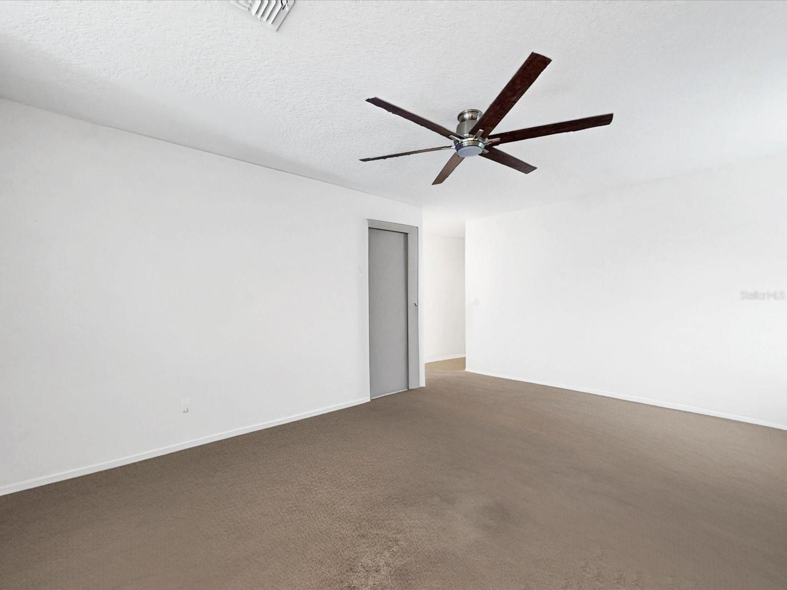 STOREY CREEK - Residential