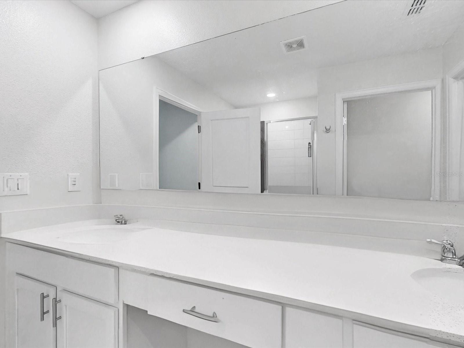 STOREY CREEK - Residential