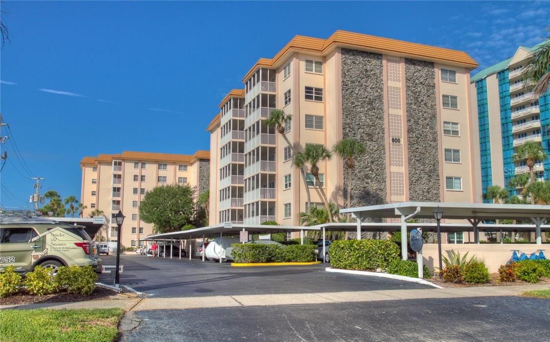 Beautiful beach condo located on Lido Key at the Lido Ambassador. This turnkey furnished condo has one bedroom and one and a half bathrooms. BRAND NEW KITCHEN AND PRIMARY BATHROOM PLUS NEW PAINT THROUGHOUT. Wood floors and tile throughout the condo. The kitchen has stainless appliances, quartz countertops and an open counter to living room/dining room with stools for eating and entertaining. Bedroom has a king sized bed, large walk in closet and an en suite bathroom with large tiled walk in shower, new cabinetry and flooring. Half bathroom has a granite counter top. The comfortable lanai looks directly out to the Gulf of Mexico for breathtaking sunset views. The community offers private access to Lido Beach. No pets and no smoking allowed. LIDO BEACH, CLOSE TO ST. ARMNAD'S CIRCLE, BEAUTIFUL SUNSETS, BEACH LIVING AT IT'S FINEST!!!