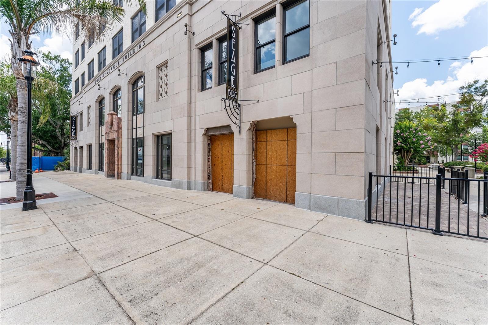 408 W UNIVERSITY AVENUE 7B