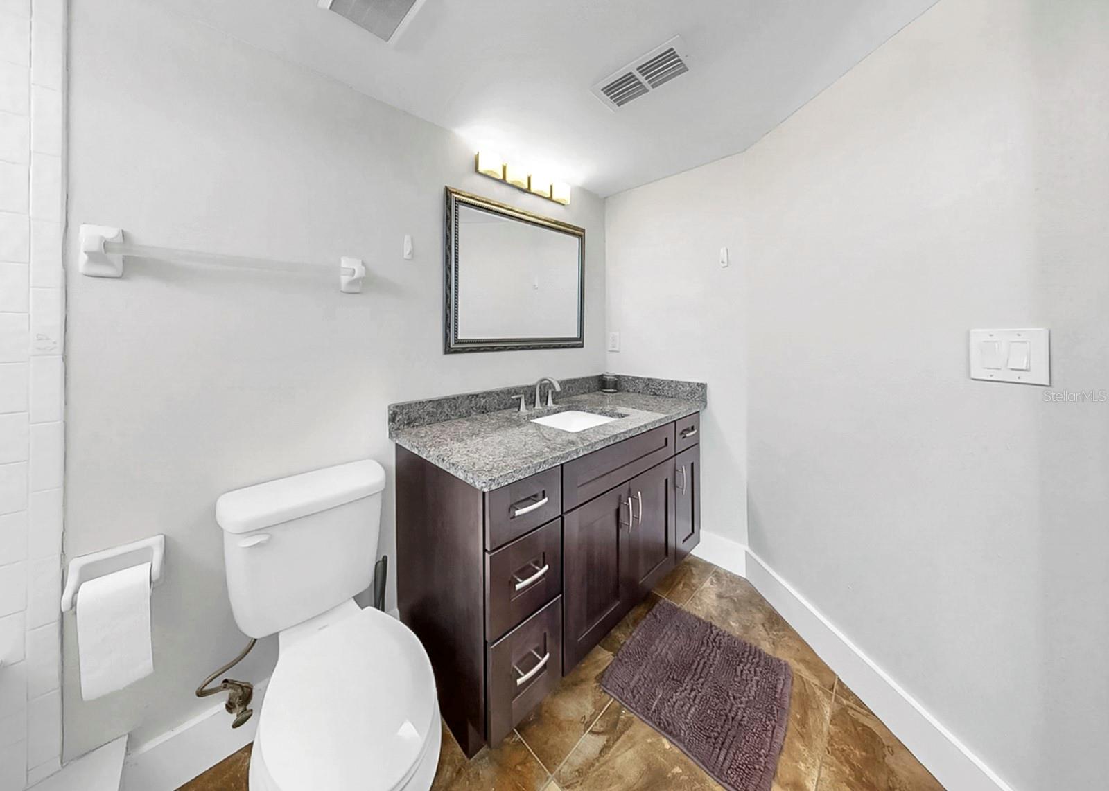 THE TIKI BAY CONDO - Residential Lease