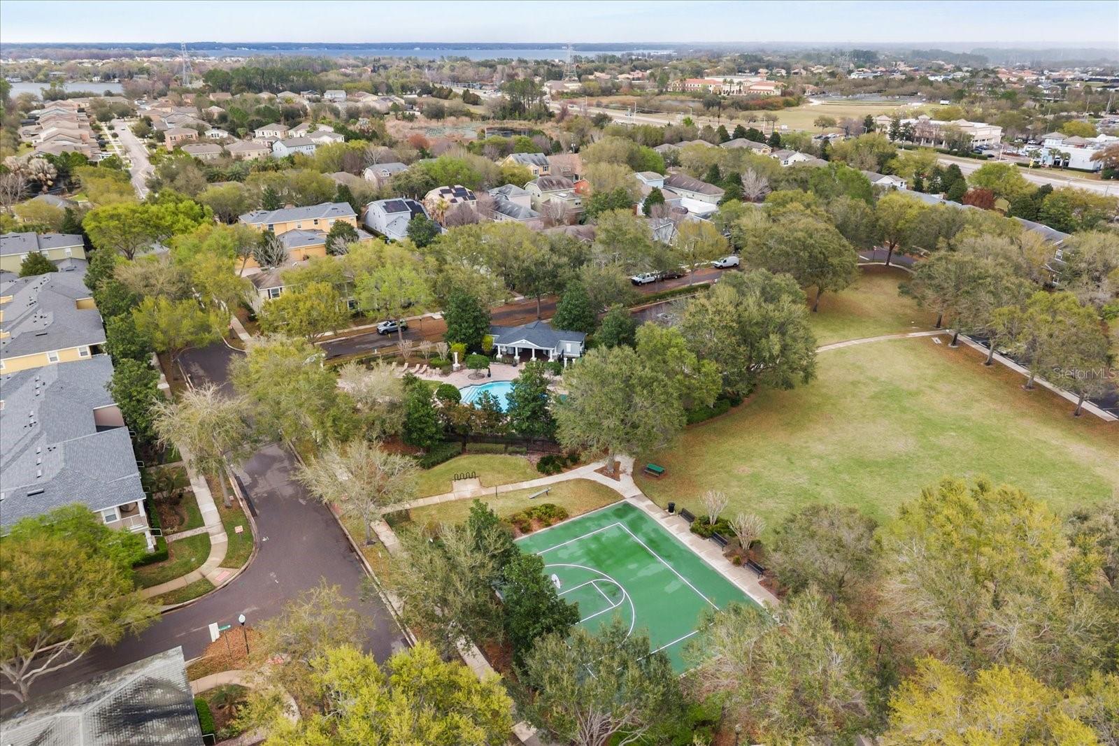 PRESTON SQUARE - Residential