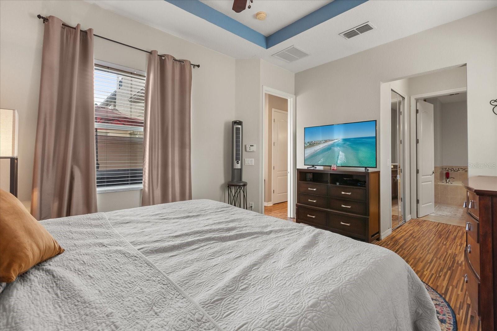 PRESTON SQUARE - Residential