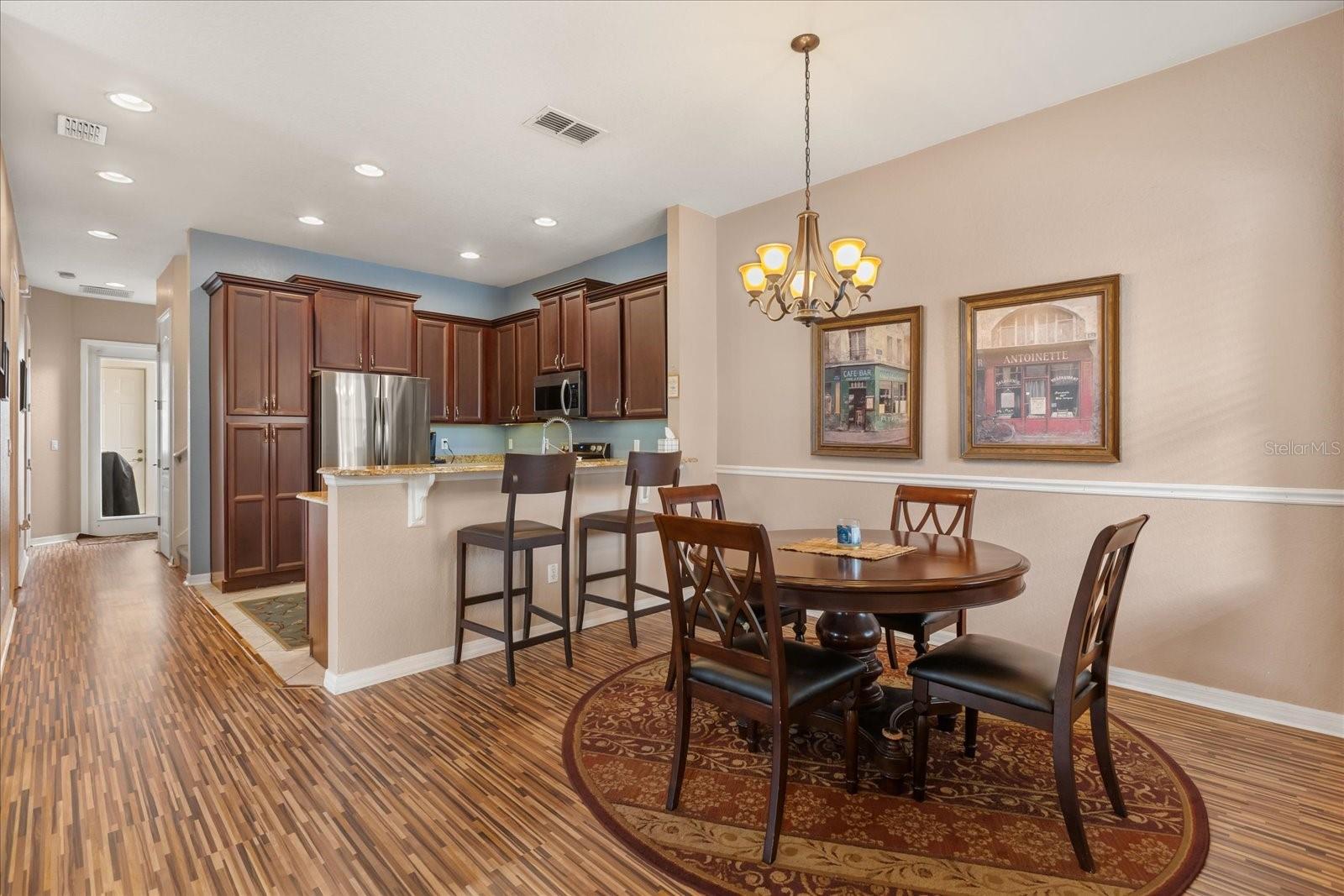 PRESTON SQUARE - Residential