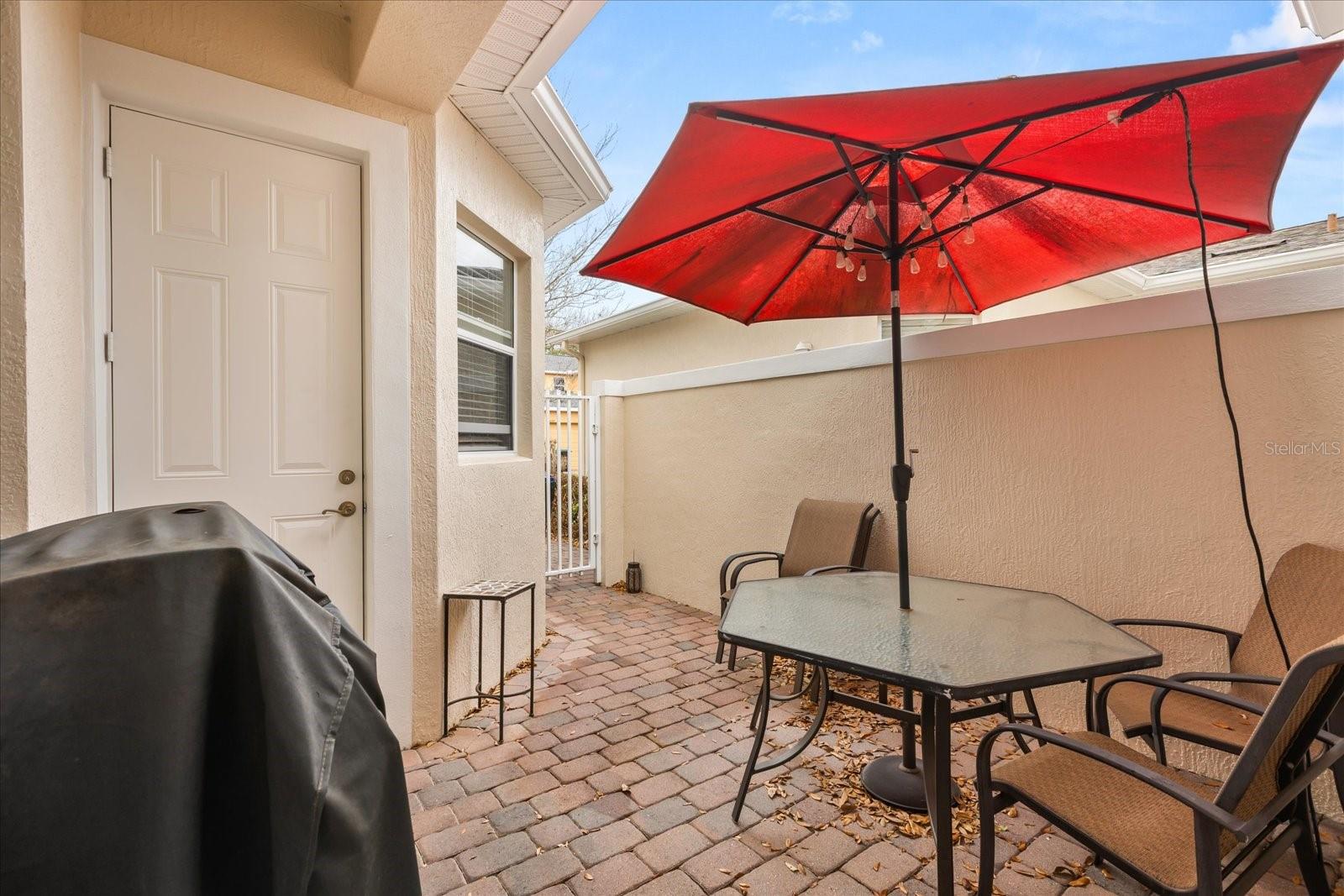 PRESTON SQUARE - Residential