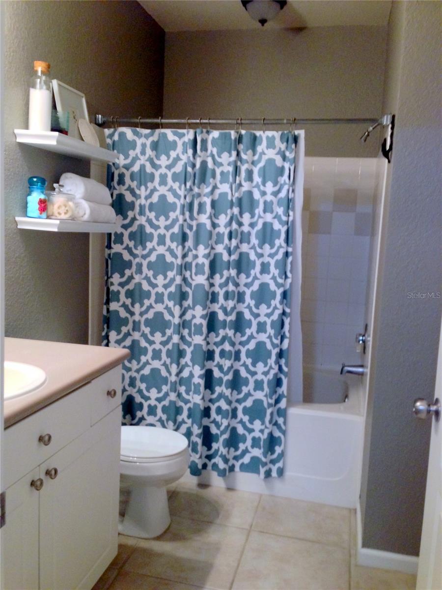 CROSSWYNDE CONDO - Residential Lease