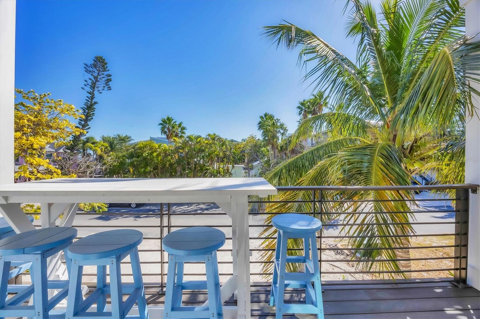 CORTEZ BEACH - Residential