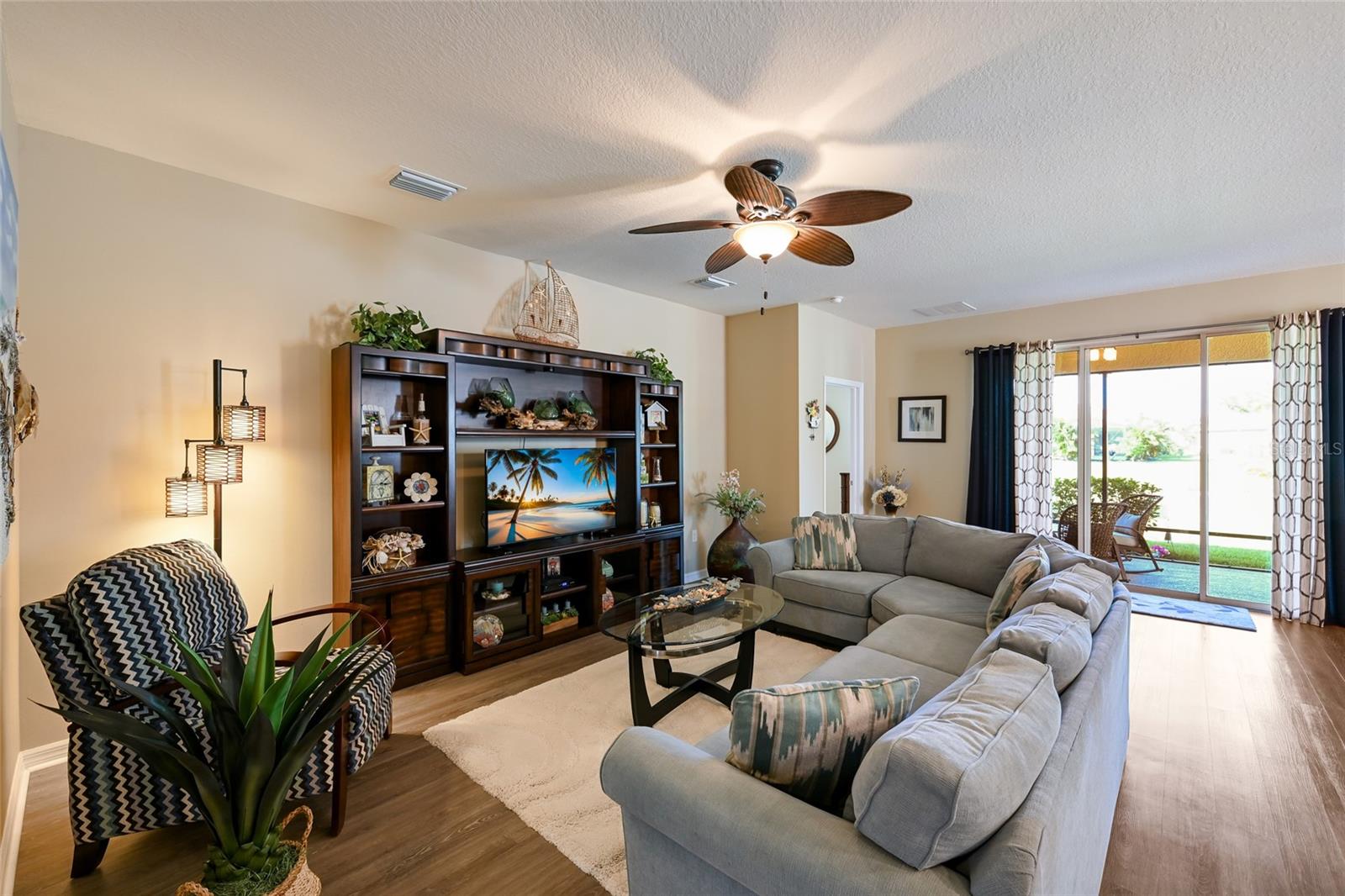 2937 ESMERALDA DRIVE