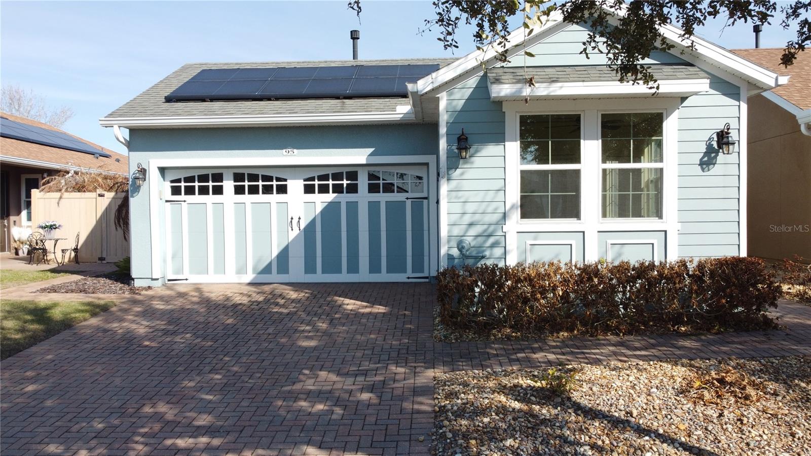 CASCADES OF GROVELAND (TRILOGY) - Residential