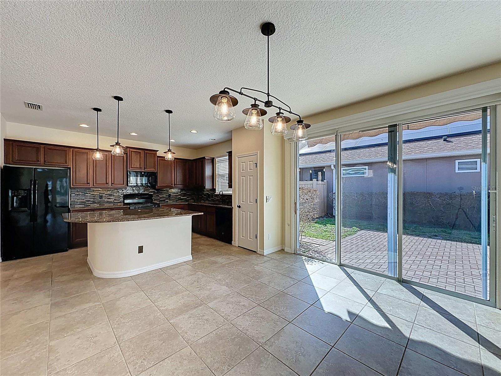 CASCADES OF GROVELAND (TRILOGY) - Residential