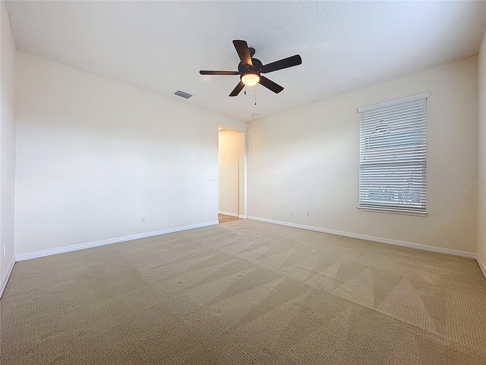 CASCADES OF GROVELAND (TRILOGY) - Residential