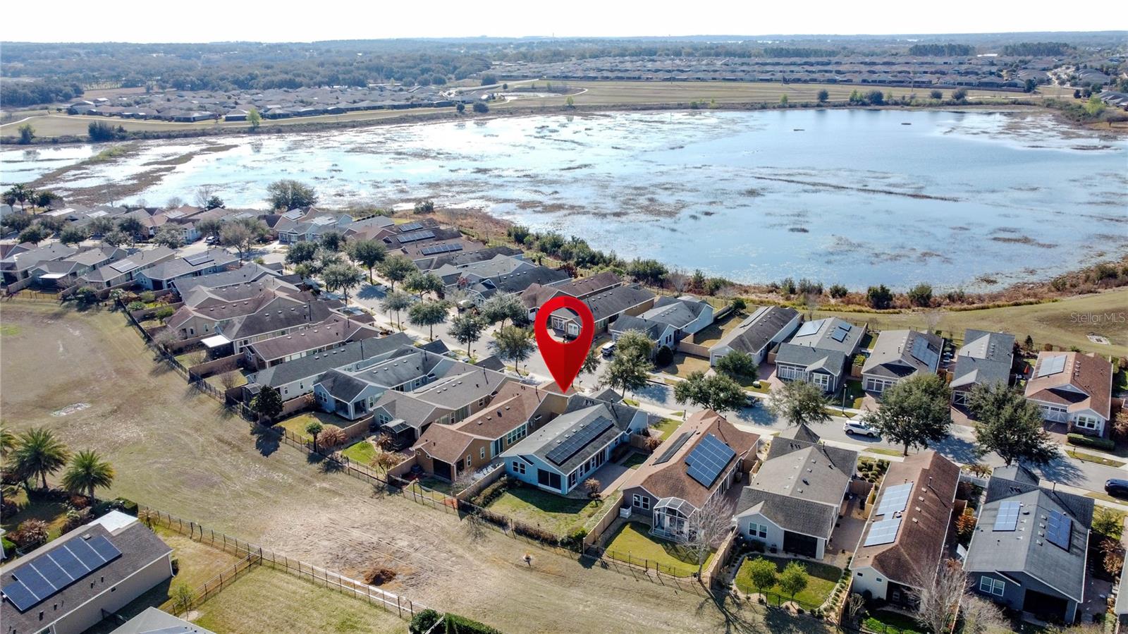 CASCADES OF GROVELAND (TRILOGY) - Residential