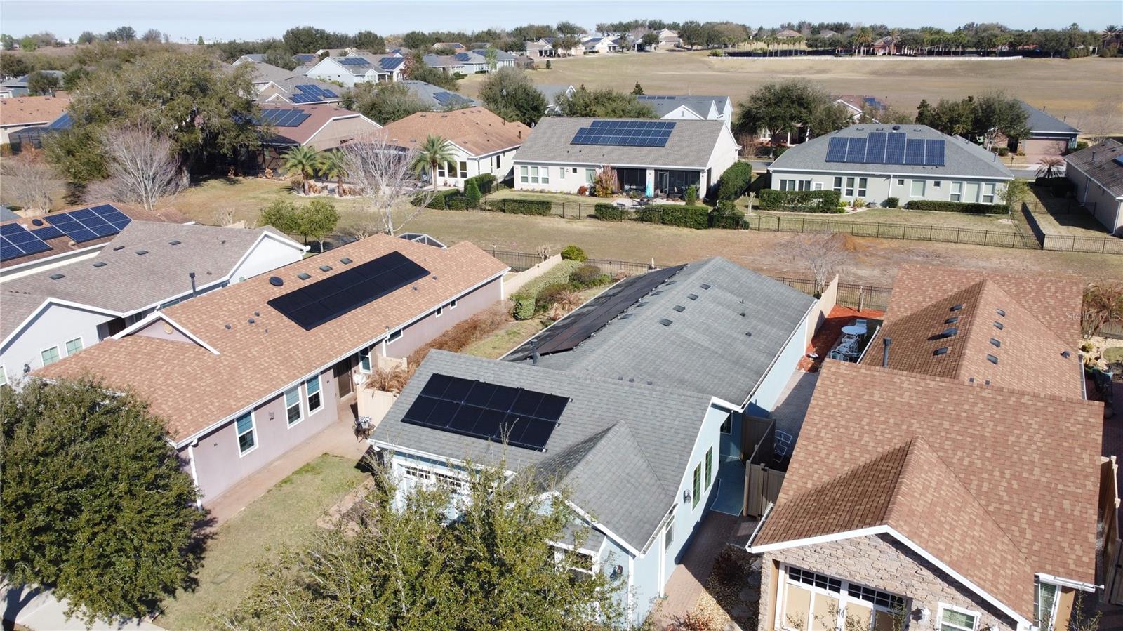 CASCADES OF GROVELAND (TRILOGY) - Residential