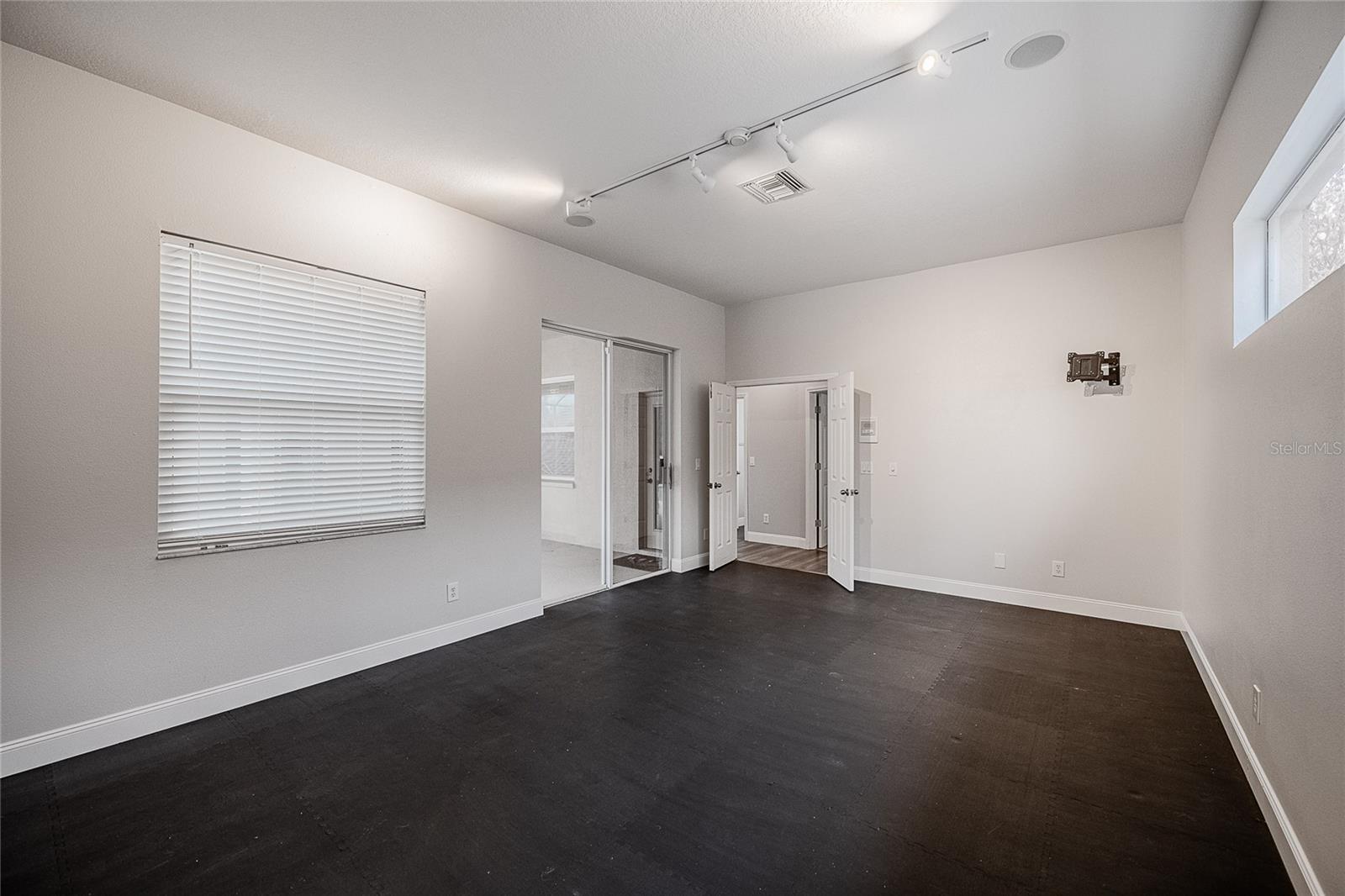 TRAILS AT DURANT - Residential