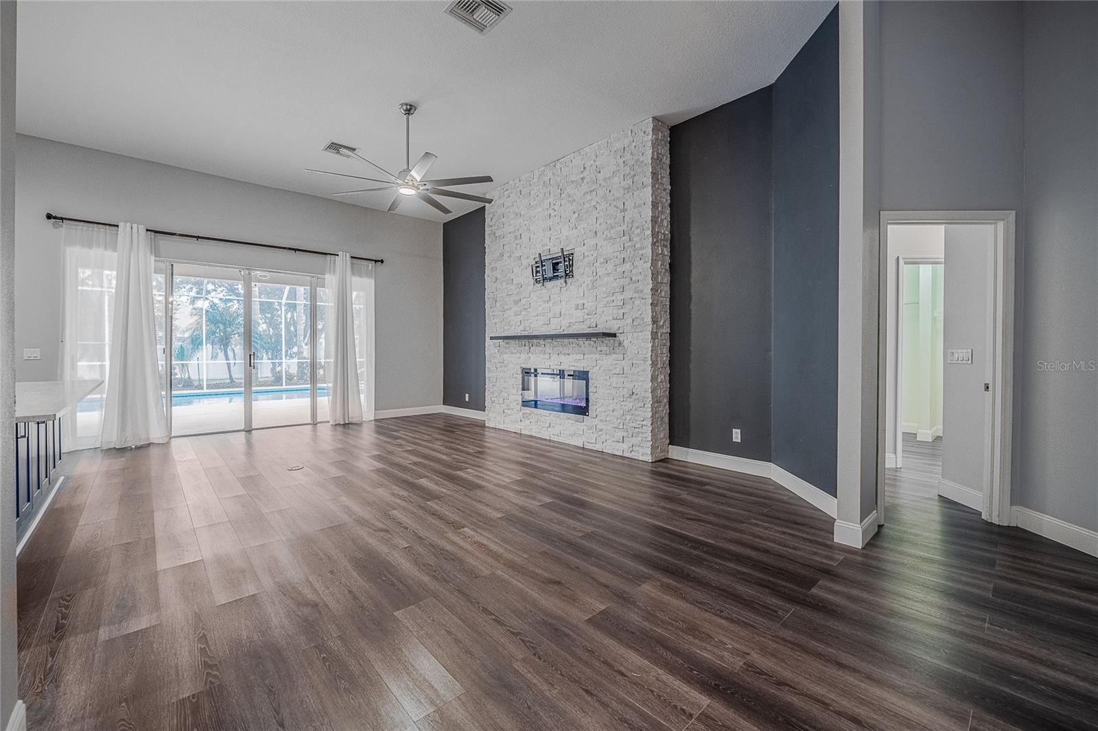 TRAILS AT DURANT - Residential