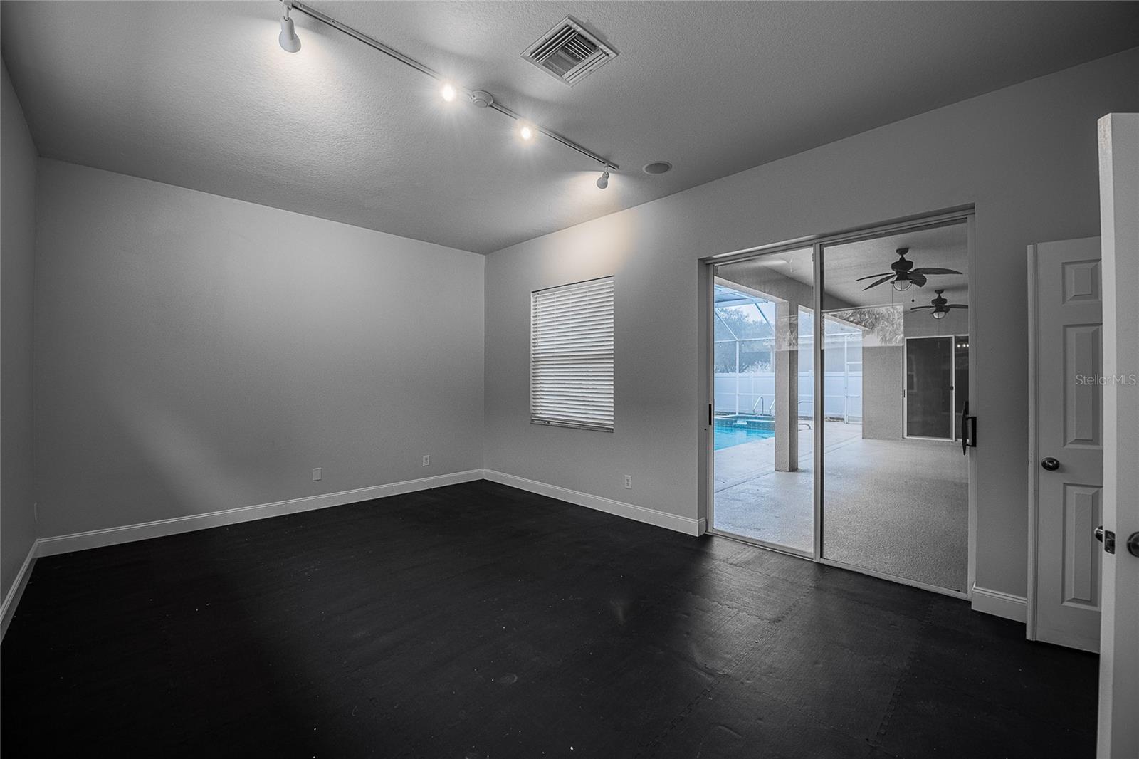 TRAILS AT DURANT - Residential