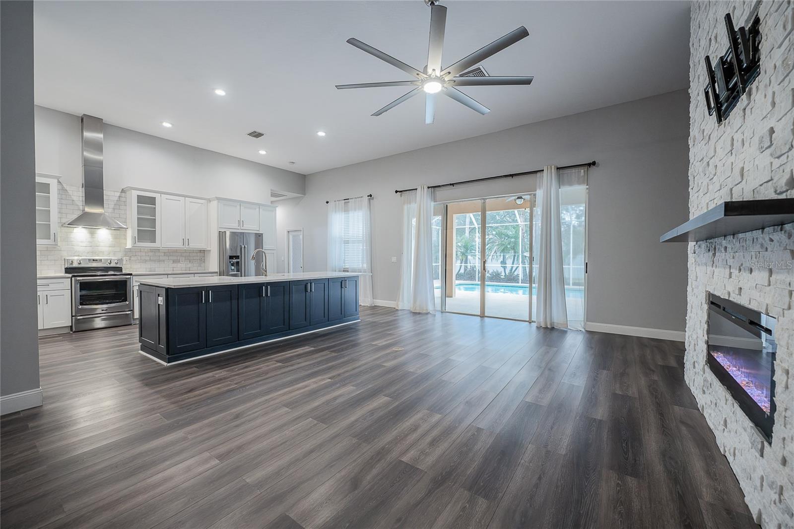 TRAILS AT DURANT - Residential