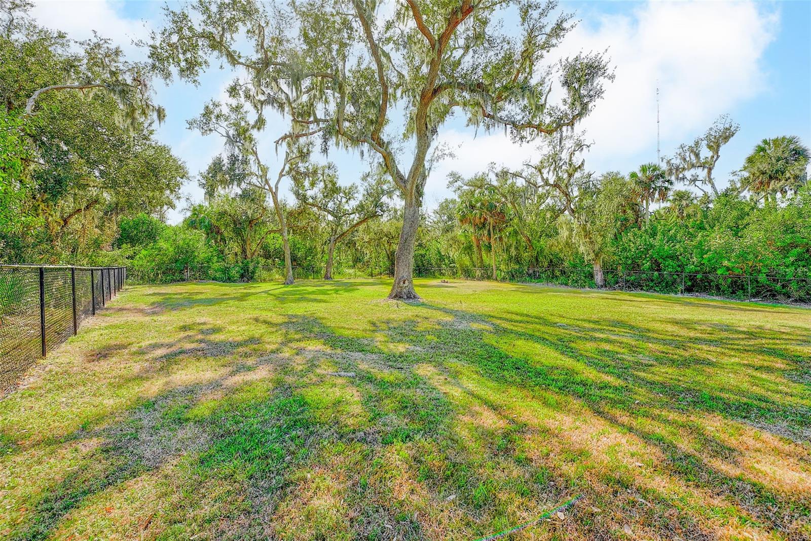 ACREAGE - Residential