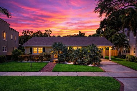 2400 ANDALUSIA WAY NE ST PETERSBURG FL 33704