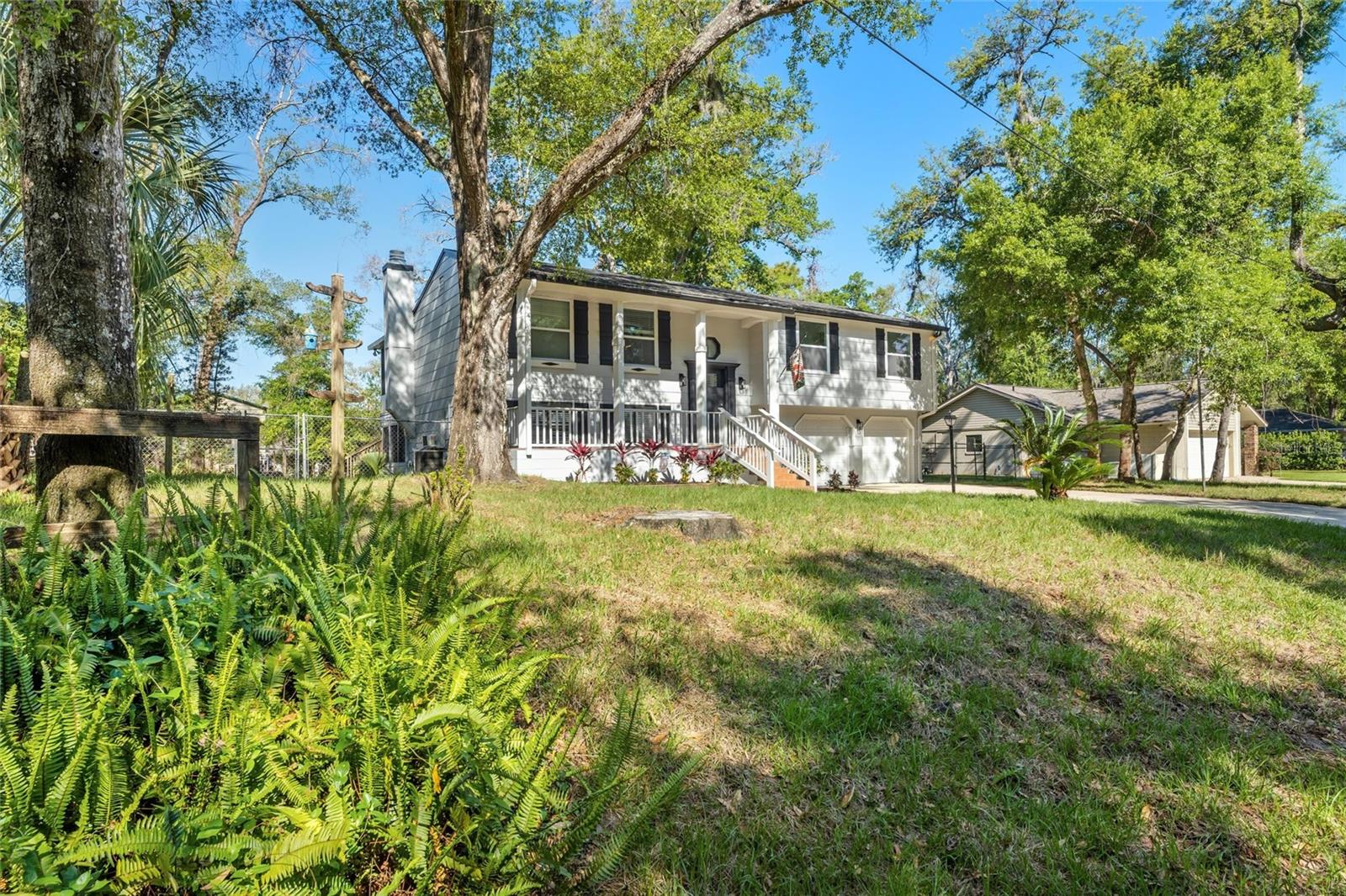 860 FAIRVIEW AVENUE