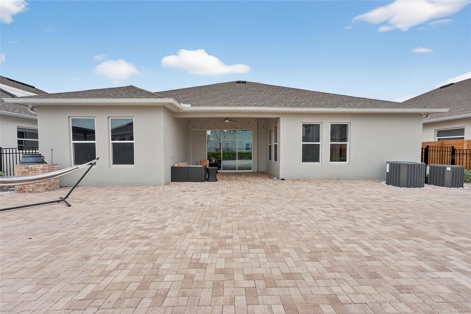 POITRAS EAST N-7 - Residential