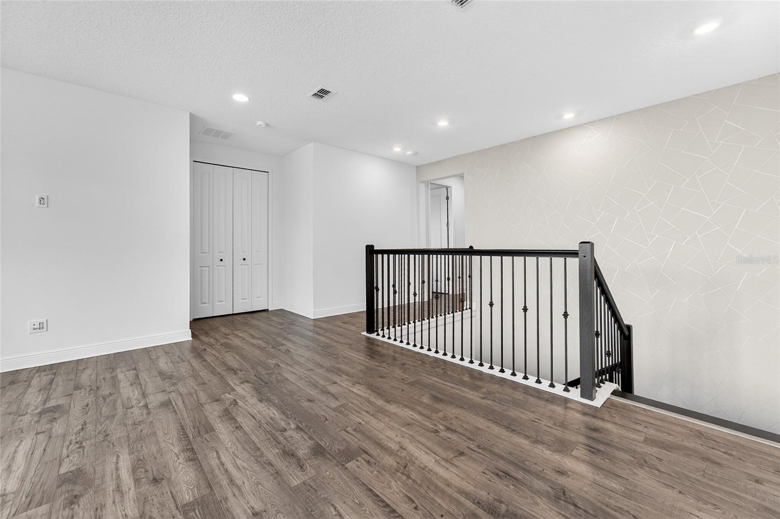 POITRAS EAST N-7 - Residential