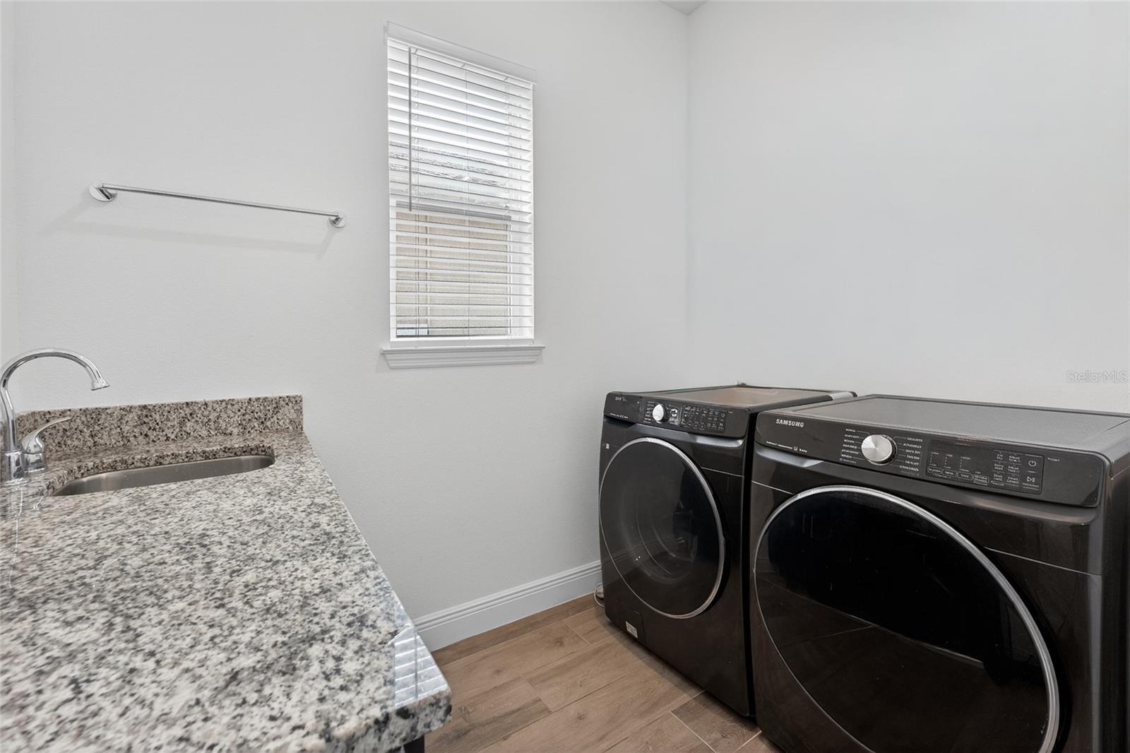 POITRAS EAST N-7 - Residential