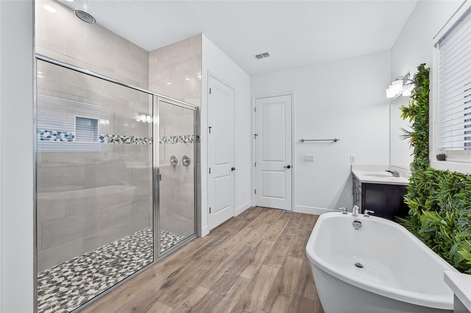 POITRAS EAST N-7 - Residential