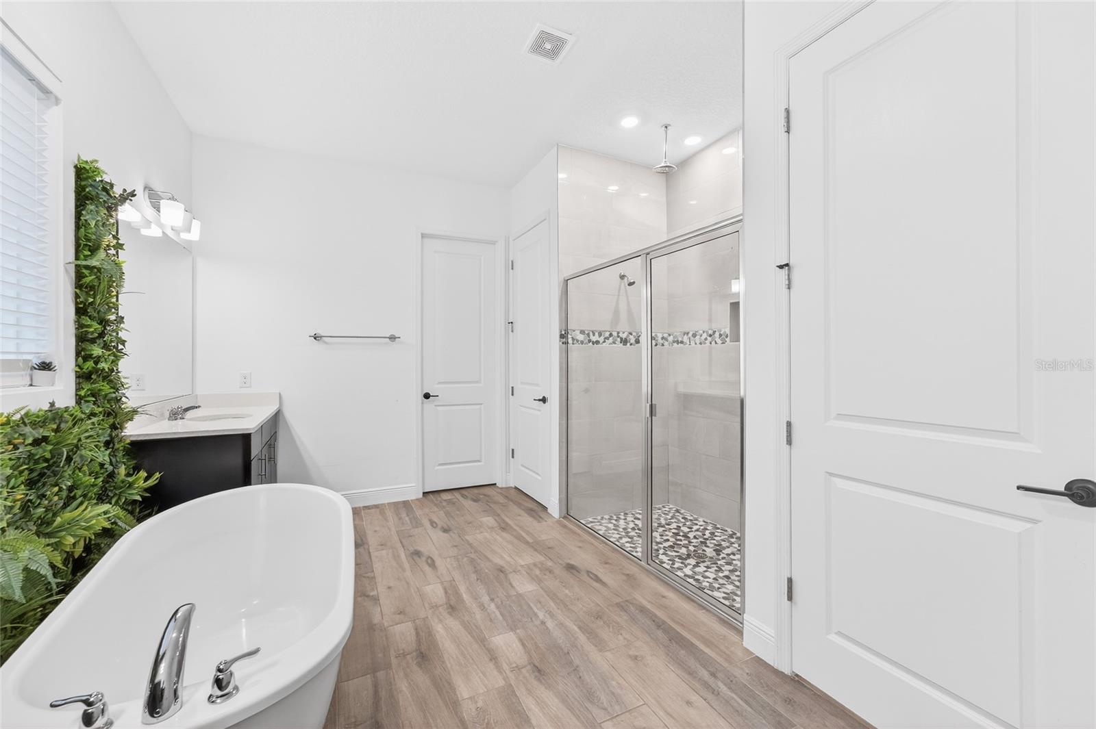 POITRAS EAST N-7 - Residential