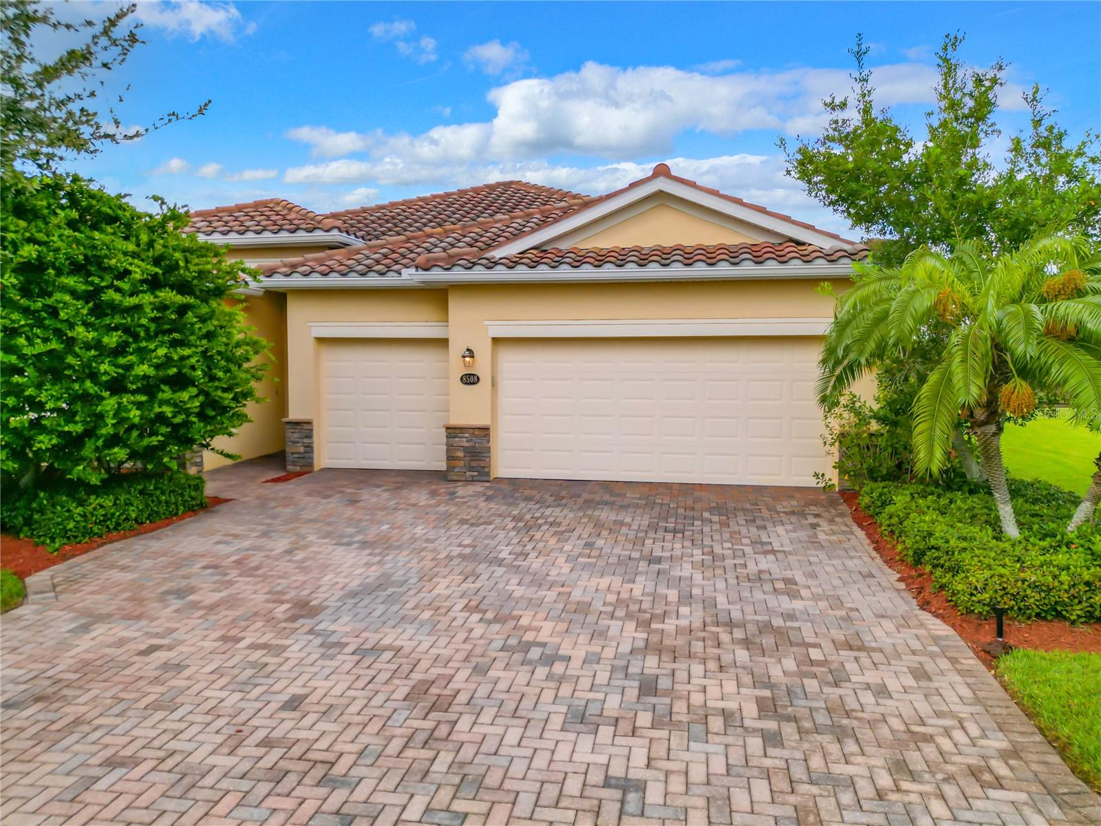 HERITAGE HARBOUR SUBPHASE F UNITS 1,2&3 - Residential