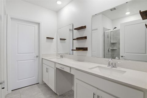Tiny photo for 2707 Runners Circle, Clermont, FL 34714 (MLS # G5110941)