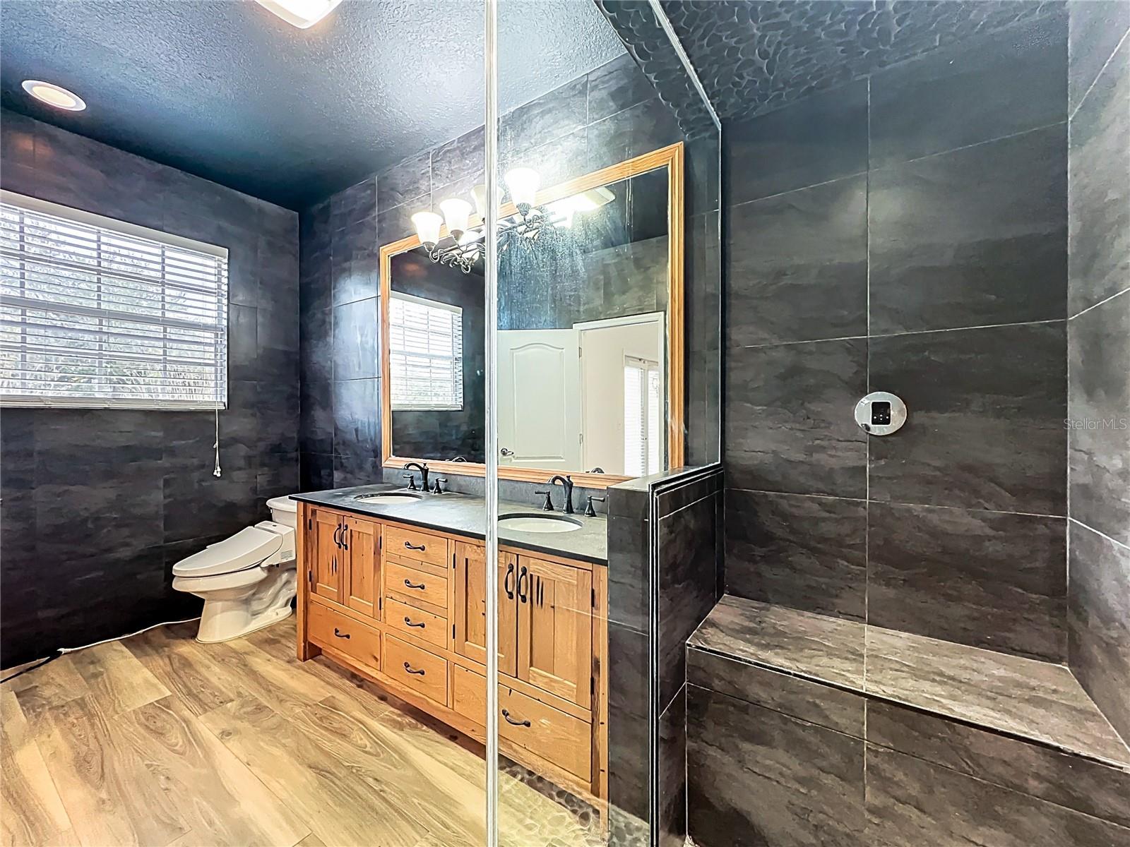 WASHINGTON HEIGHTS VILLAS CONDO - Residential