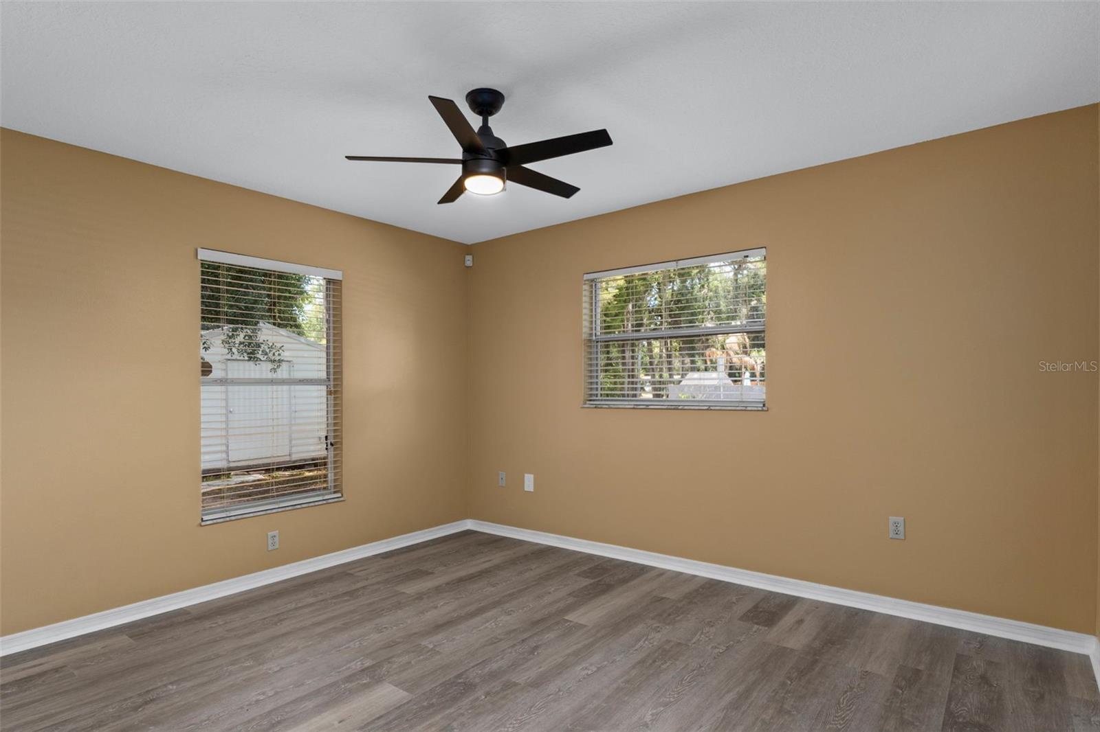 CONNELLS HEIGHTS UNIT 03 - Residential