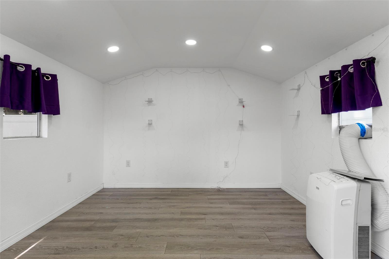 CONNELLS HEIGHTS UNIT 03 - Residential