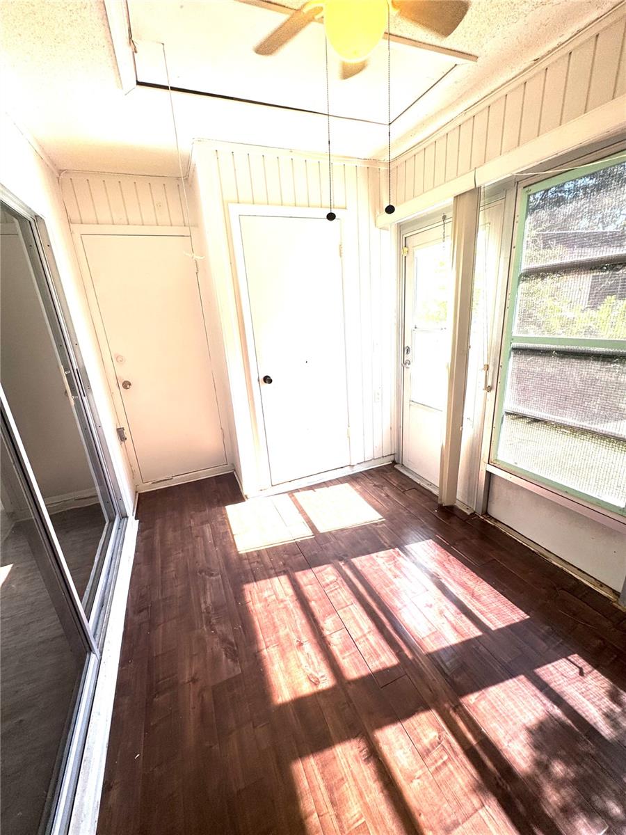 DEERWOOD GARDENS - Residential