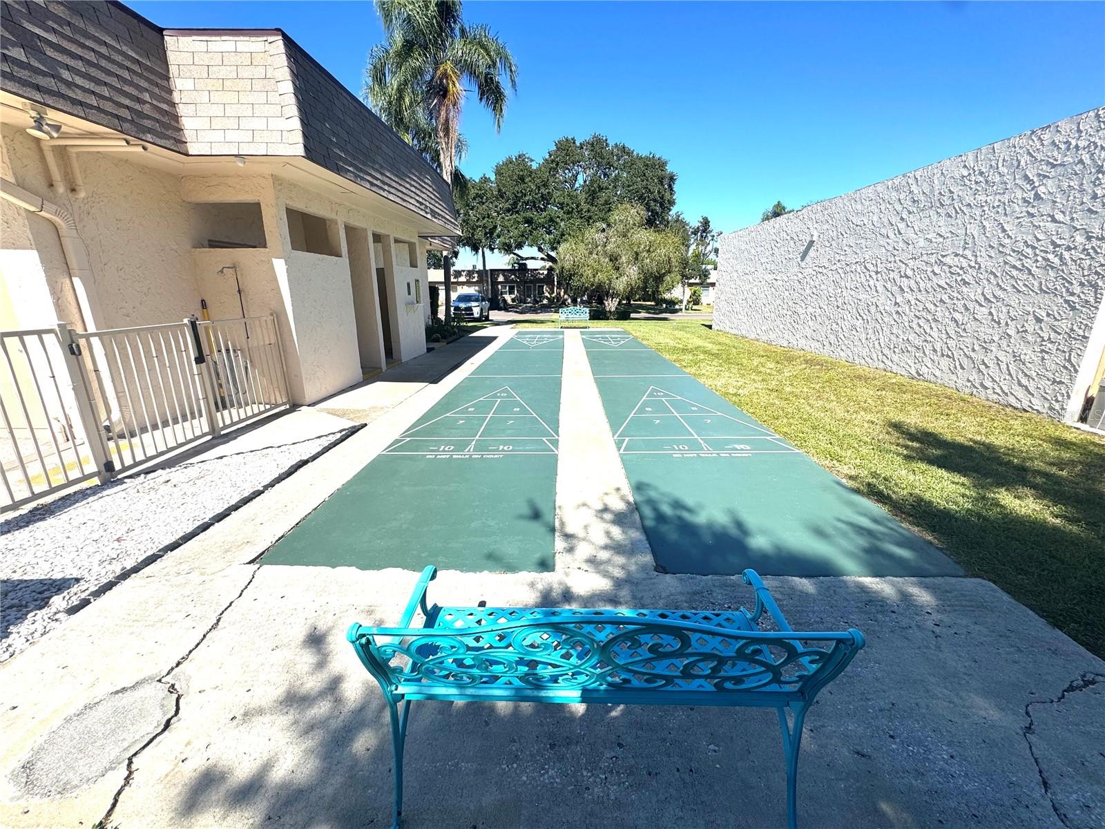 DEERWOOD GARDENS - Residential