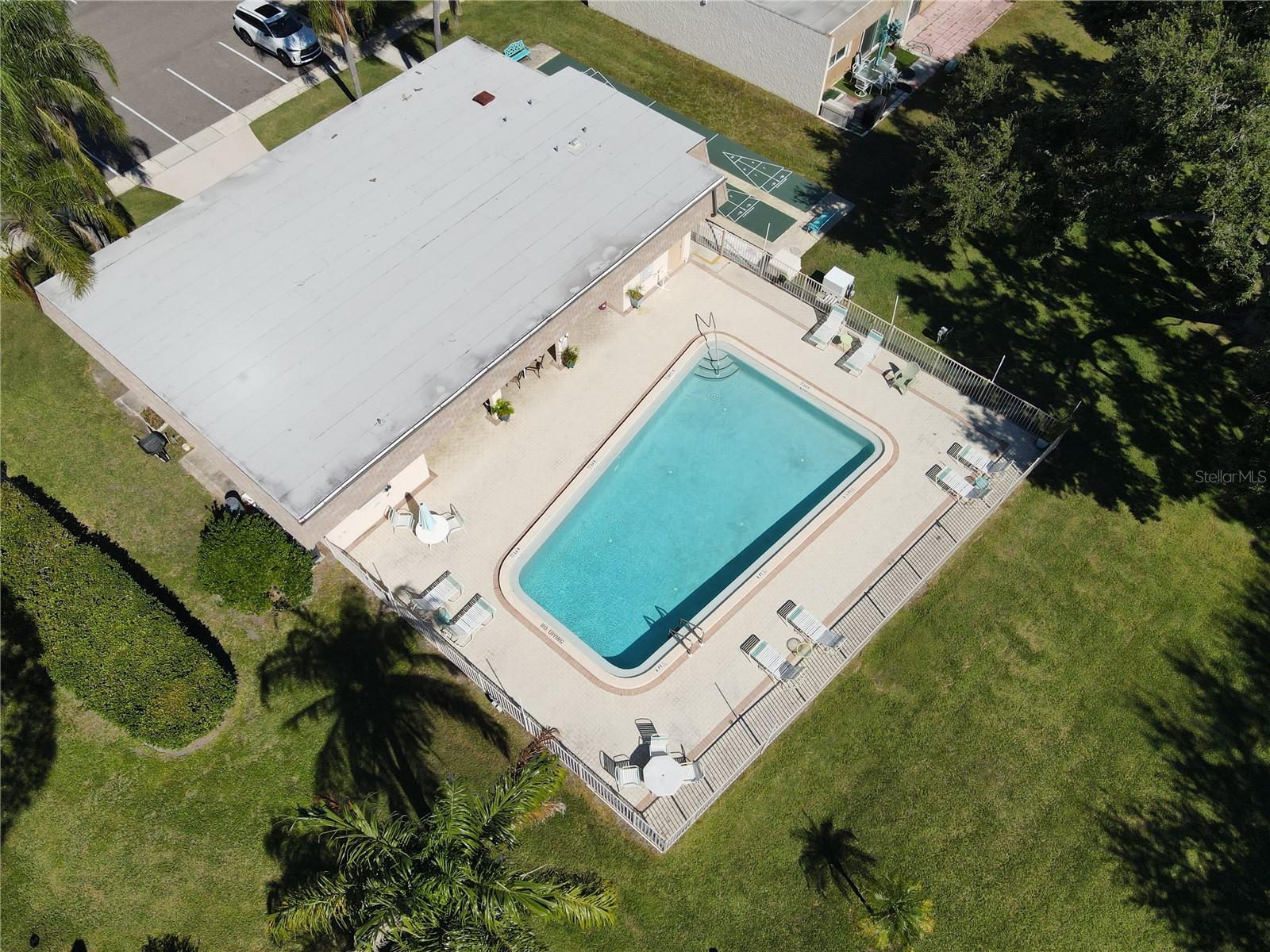 DEERWOOD GARDENS - Residential