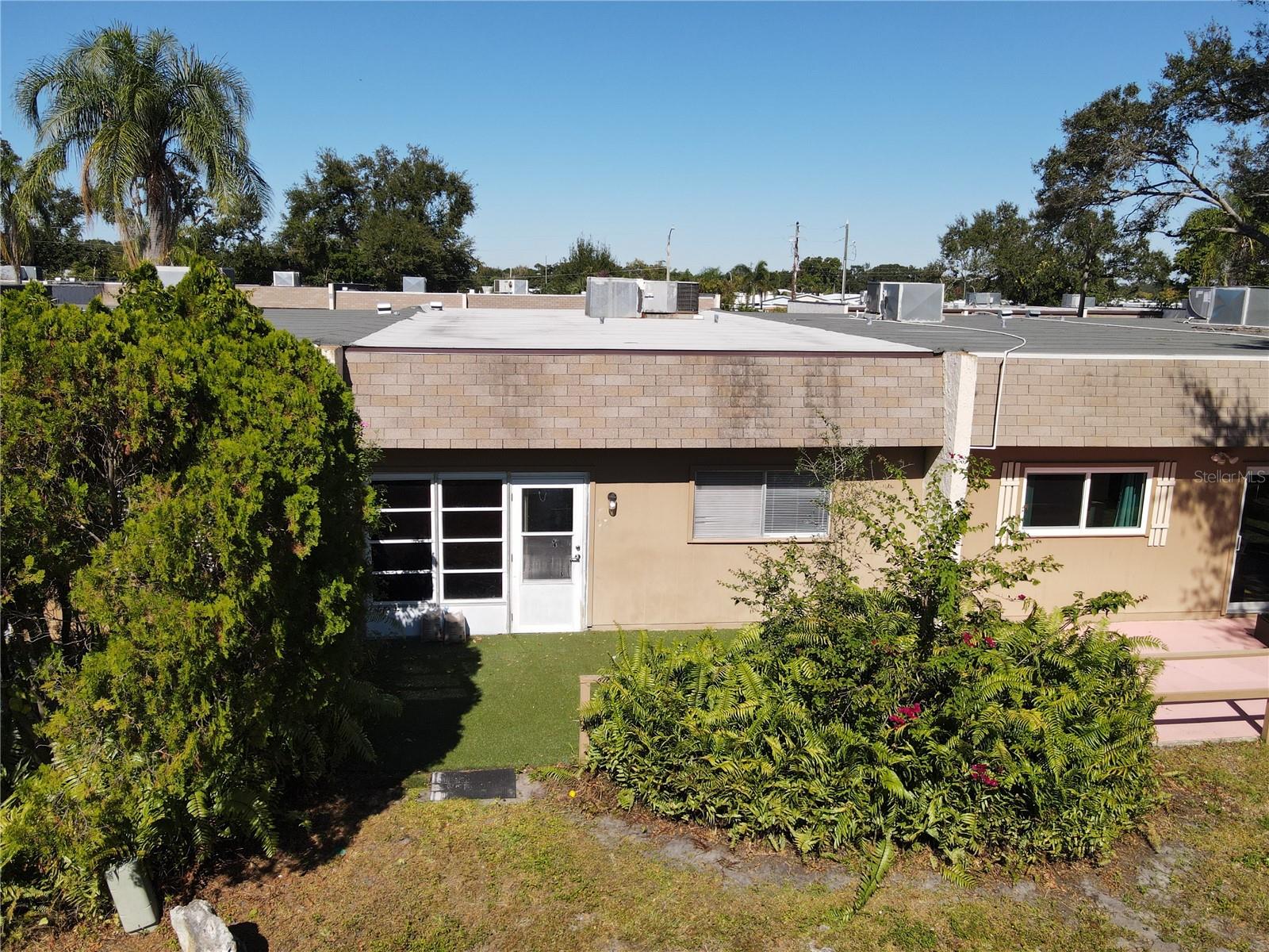 DEERWOOD GARDENS - Residential