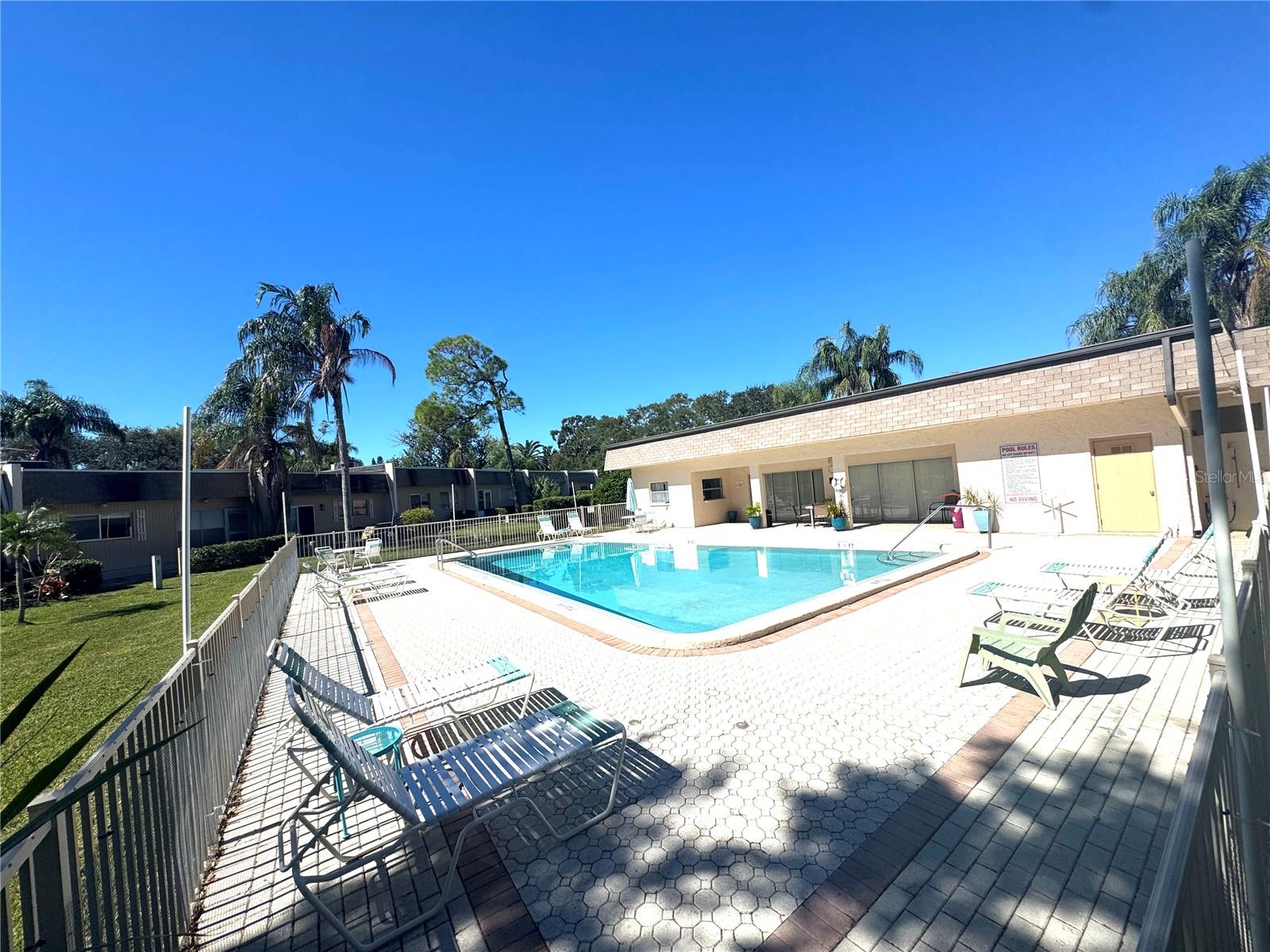 DEERWOOD GARDENS - Residential