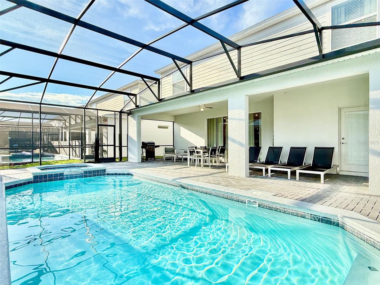 WINDSOR ISLAND RESIDENCE PH 3 - Residential