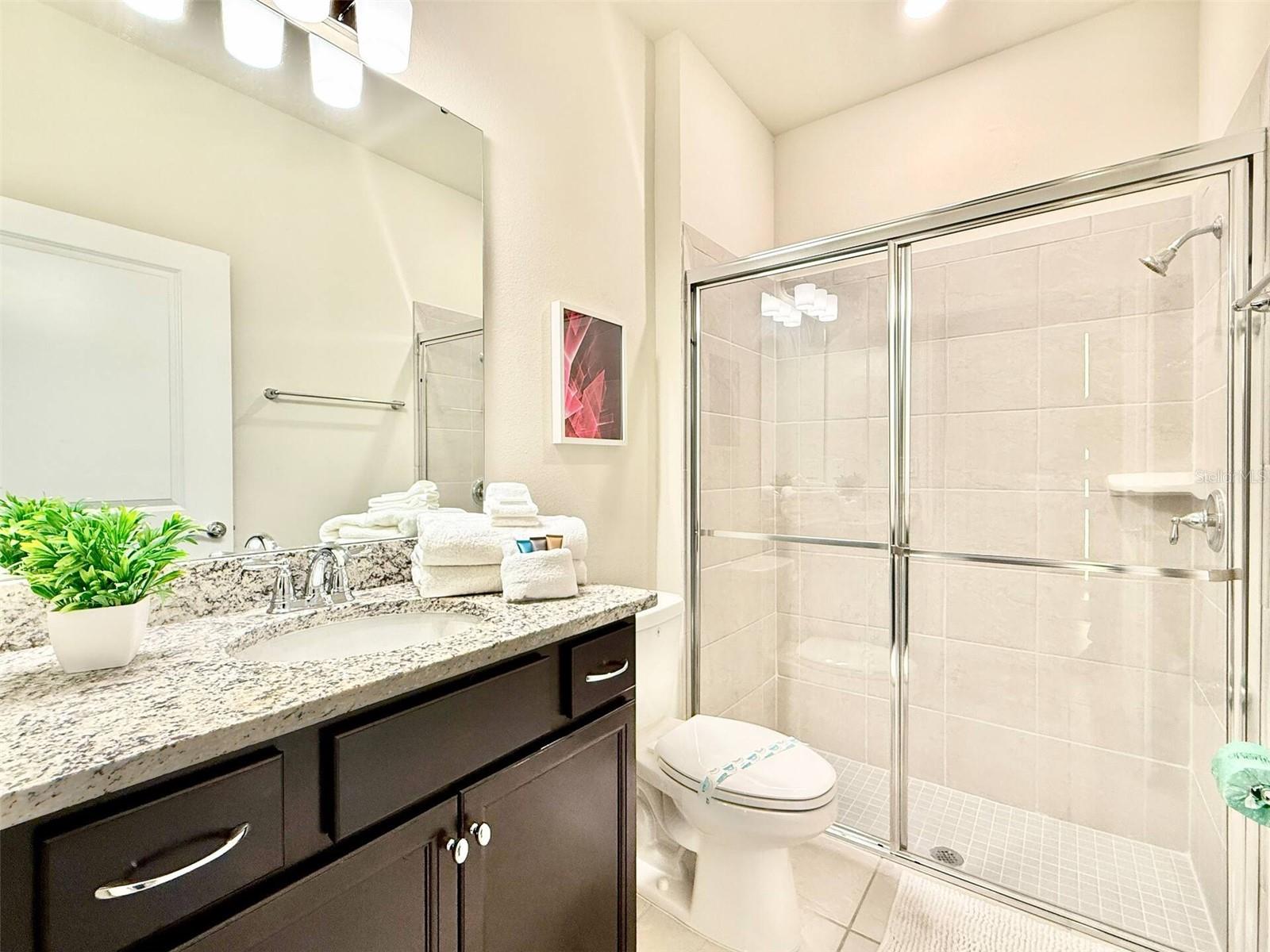 WINDSOR ISLAND RESIDENCE PH 3 - Residential